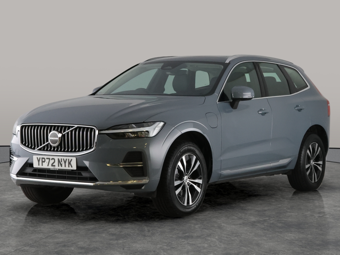 2022 VOLVO XC60