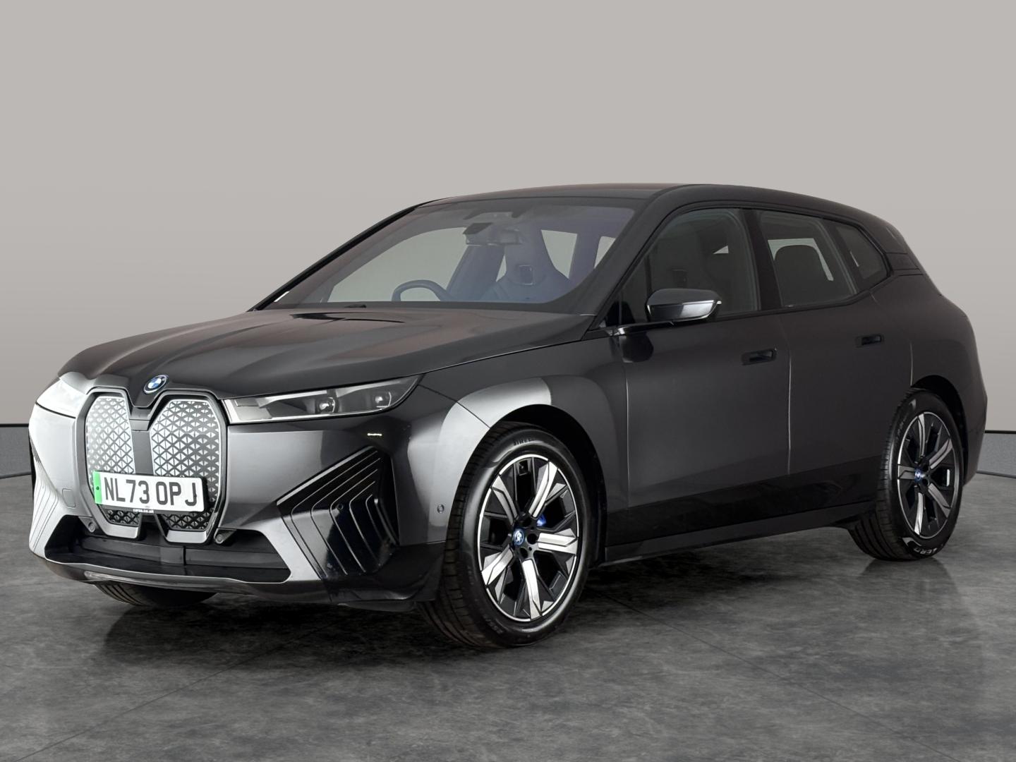 2023 BMW IX