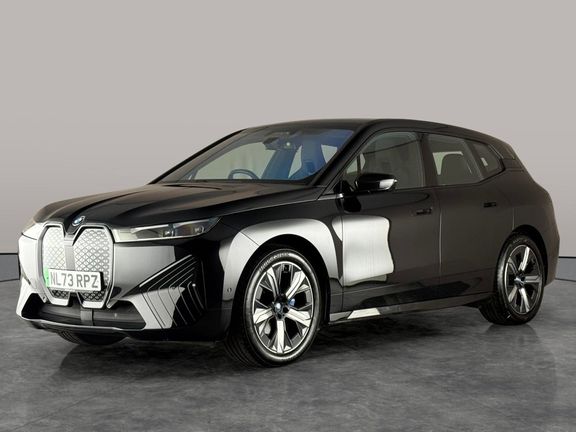 BMW iX