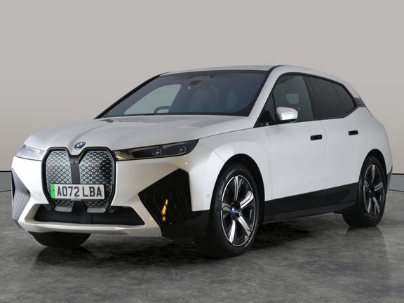 BMW iX