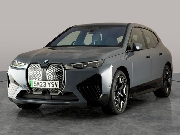 BMW iX