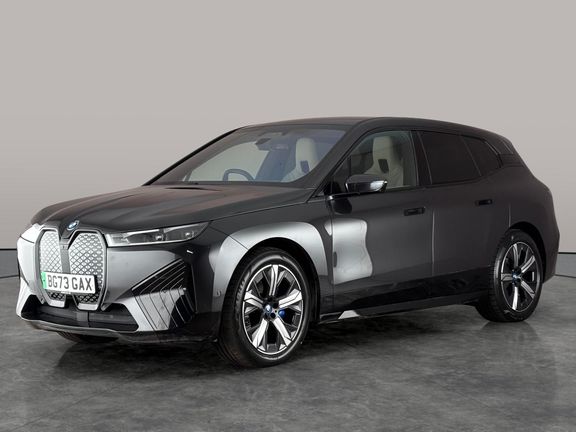 BMW iX