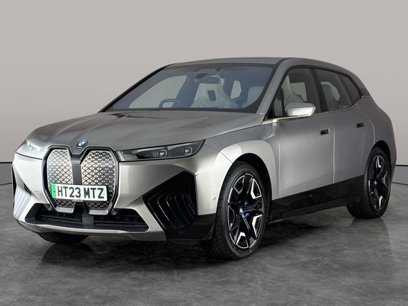 BMW iX