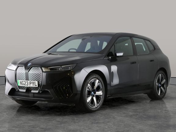 BMW iX