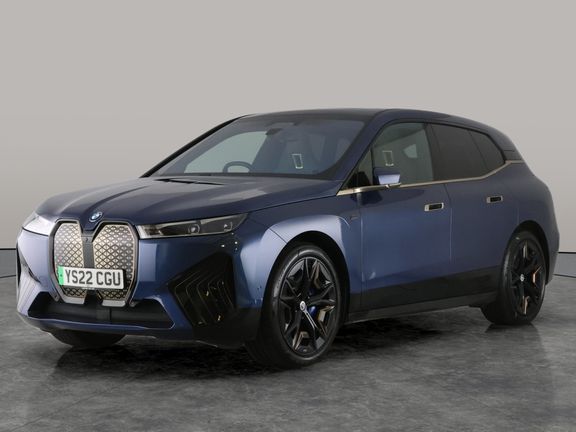 BMW iX