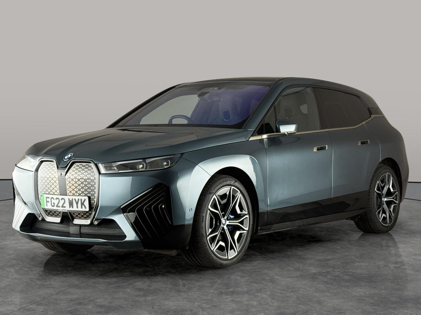 BMW iX listing photo
