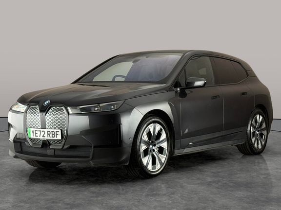 BMW iX