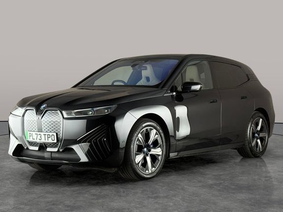 BMW iX