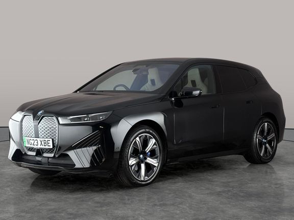 BMW iX