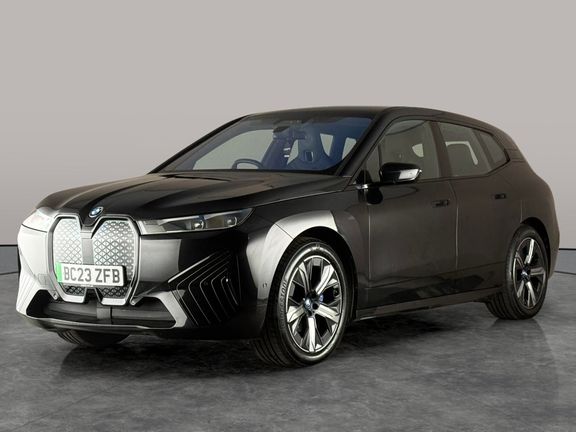 BMW iX