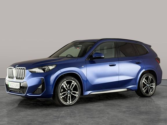 BMW iX1