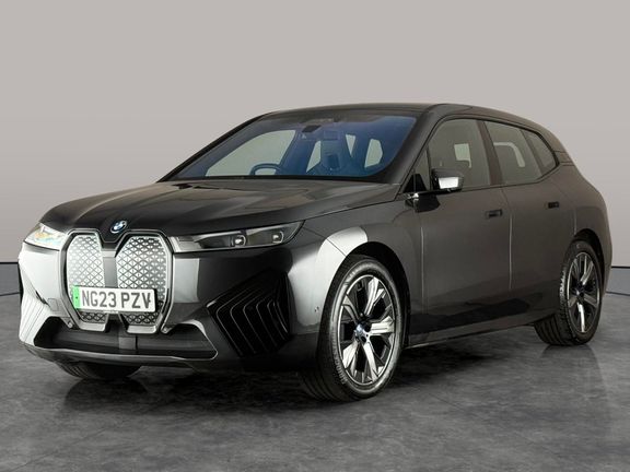 BMW iX