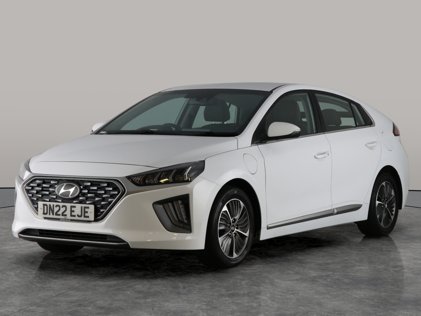 Hyundai Ioniq listing photo