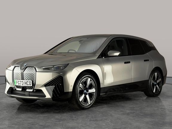 BMW iX