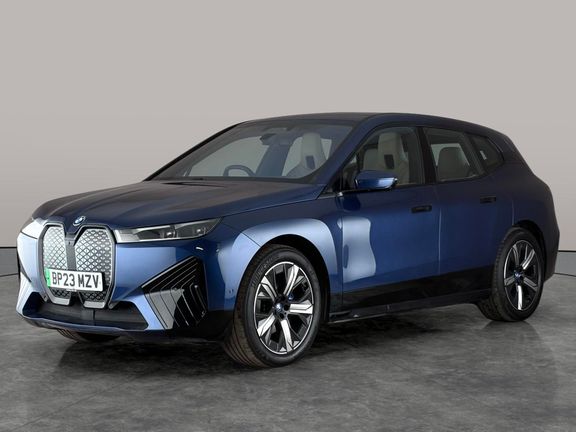 BMW iX