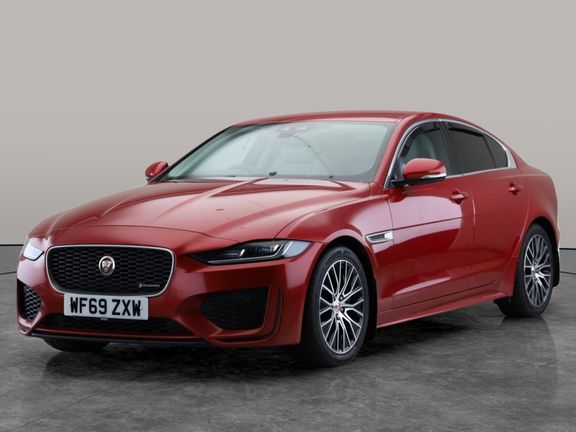 Jaguar XE