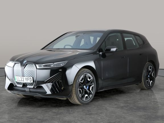 BMW iX